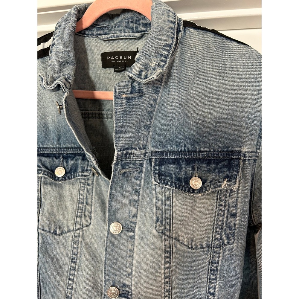 PacSun Mens LA Denim Jacket Distressed Trucker Style Racing Stripe Medium Grunge - Picture 2 of 8